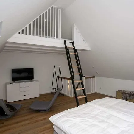 Semesterbostad Pur 6